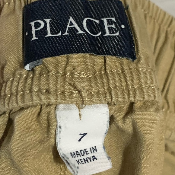 Place Boys Tan Cargo Shorts sz 7 - Picture 5 of 5